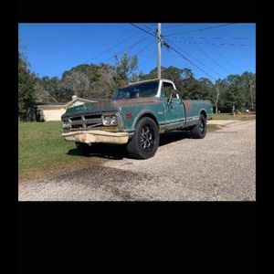 Meet your Posher, Leland